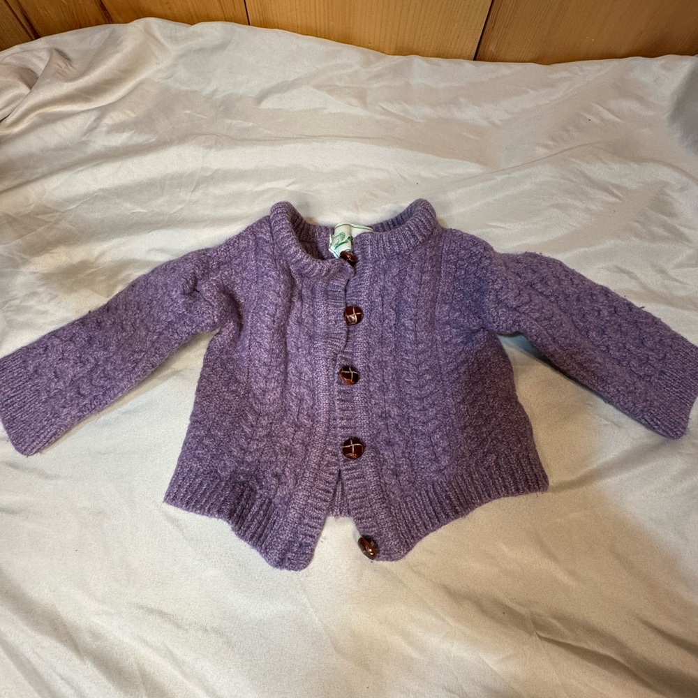 100% Wool Charming Lilac Sweater